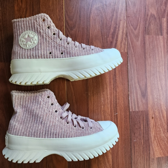 Converse Chuck Taylor All Star Lugged 2.0 Velour Sneakers 8, 8.5, 9.5 NWT - Picture 7 of 8